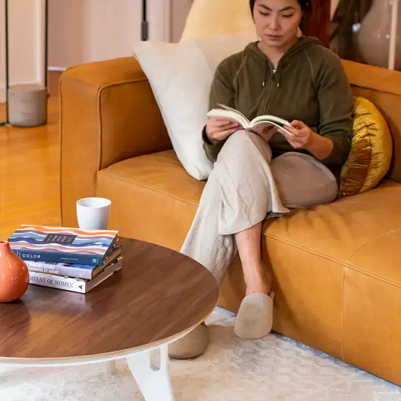 34-Inch Round Foldable Coffee Table – One-Click Assembly, Minimalist Design